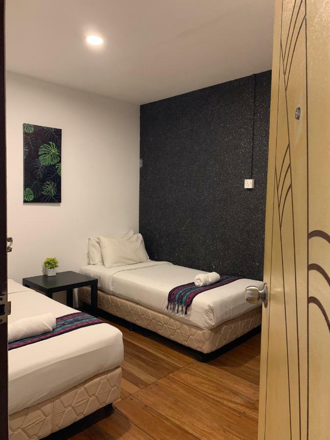 קוצ'ינג My Place Hotel & Lodge מראה חיצוני תמונה